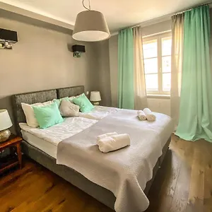 Nowy Swiat 29 Apartment Warsaw