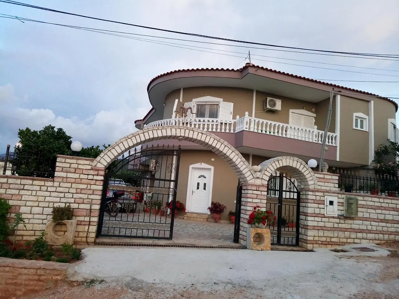 Vila Zeqo Muka Ksamil 0*,